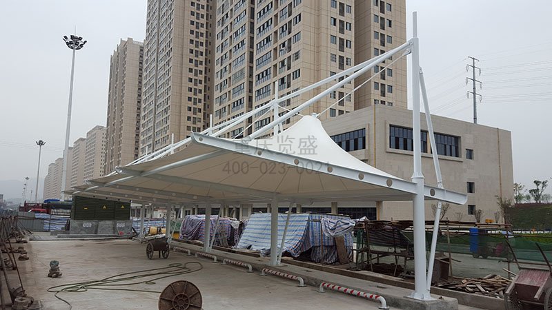 双福国际农贸城充电桩雨篷